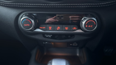 Nissan Juke 1.0 DiG-T 114 N-Connecta 5dr DCT Petrol Hatchback